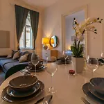 דירה 2bdr Grand Bourgeois At Kodaly W Ac *