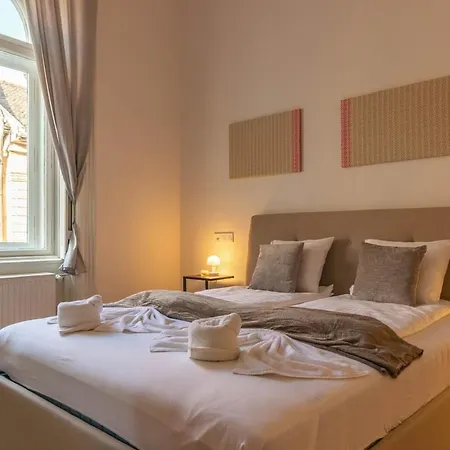 شقة 2bdr Grand Bourgeois At Kodaly W Ac بودابست