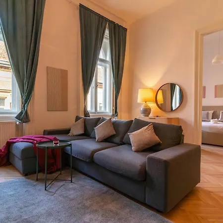 شقة 2bdr Grand Bourgeois At Kodaly W Ac بودابست