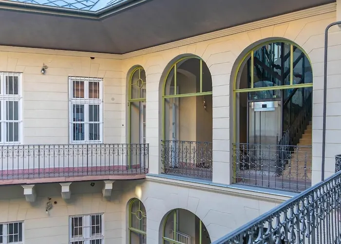 Lejlighed 2bdr Grand Bourgeois At Kodaly W Ac Budapest
